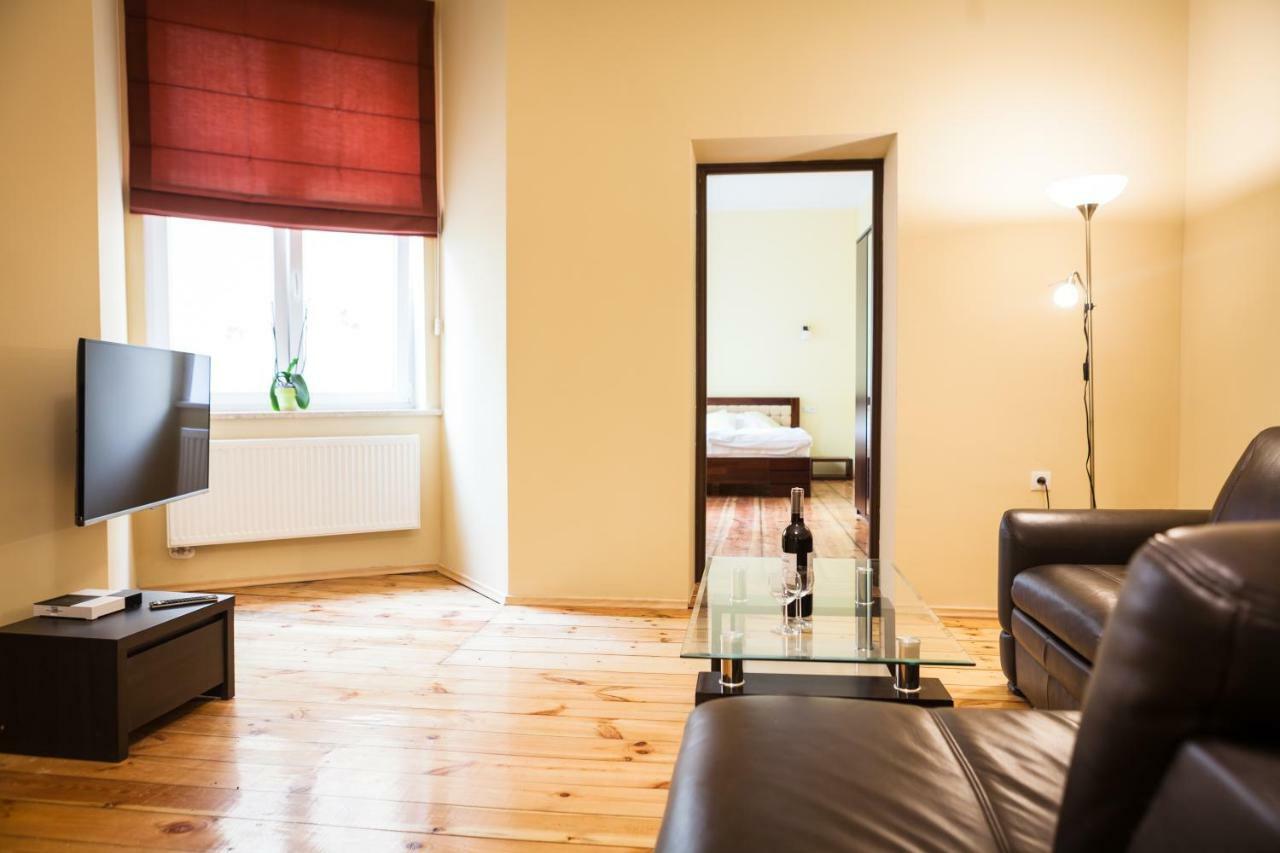 Apartamento Czar Garbar Poznan Exterior foto